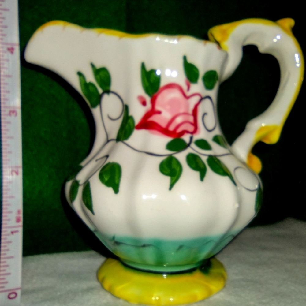 VINTAGE H. I. CO. HAND PAINTED(Japan) SMALL PITCHER OR CREAMER COPYRIGHT 1953